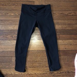 Cropped mesh detail lululemon leggings